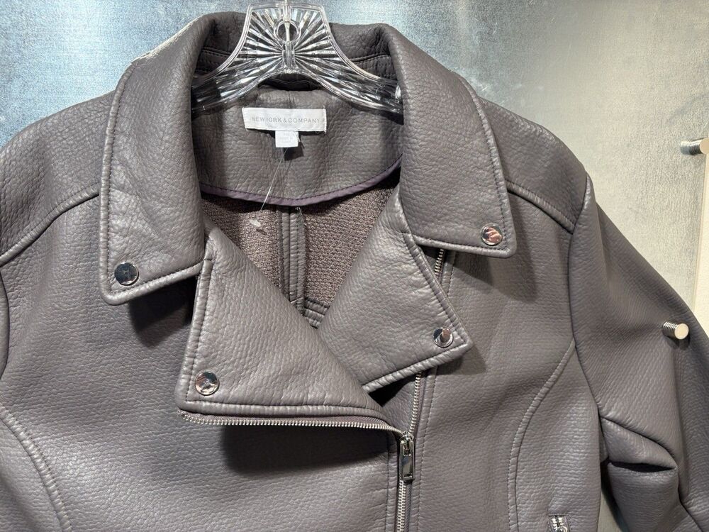 Motorcycle Jacket Asymmetrical Zip New York & Co Faux Leather Gray XXL NWOT - Picture 5 of 16